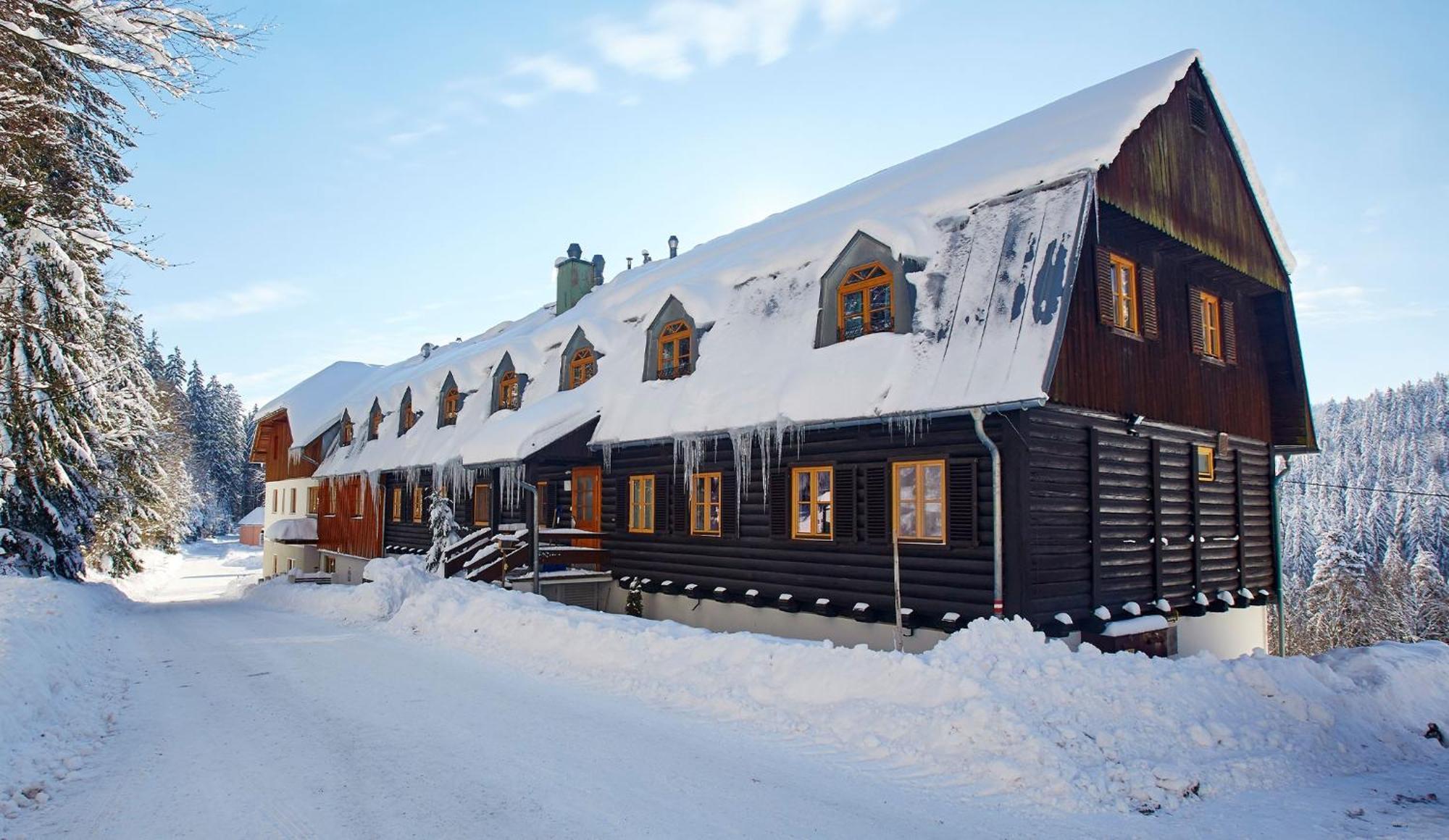 Forsthaus Apartment Holzschlag Bagian luar foto